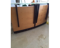 Thanh lý quầy lễ tân mdf 